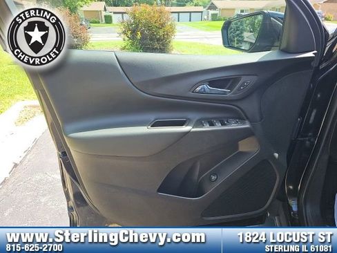 Used 2023 Chevrolet Equinox LT w/ Driver Convenience Package image 22