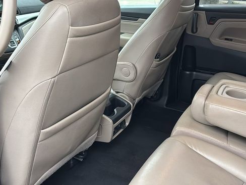 Used 2018 Honda Odyssey Touring image 29
