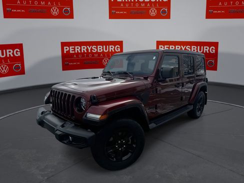 Used 2021 Jeep Wrangler Unlimited Sahara image 1