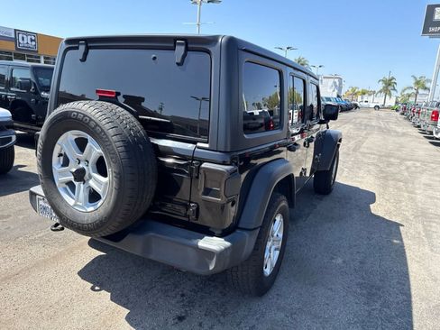Used 2019 Jeep Wrangler Unlimited Sport S AWD/4WD image 12