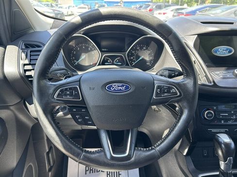 Used 2018 Ford Escape SE w/ SE Sport Appearance Package AWD/4WD image 13