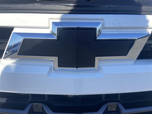 Certified 2022 Chevrolet Silverado 1500 RST image 31