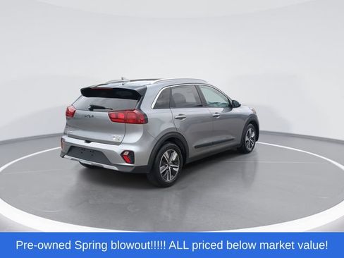 Used 2022 Kia Niro LXS FWD image 8