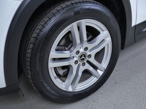 Certified 2021 Mercedes-Benz GLB 250 4MATIC image 13