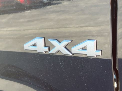 Certified 2025 Nissan Frontier SV AWD/4WD image 33