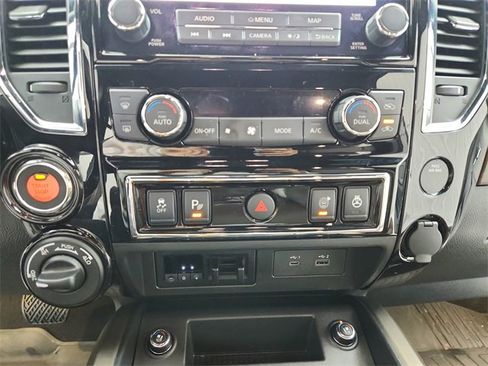 Used 2023 Nissan Titan Platinum Reserve w/ Moonroof Package image 31