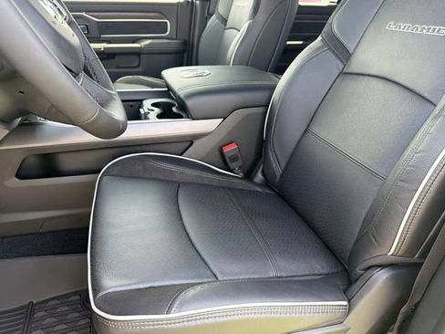 New 2026 RAM 2500 Laramie AWD/4WD image 24
