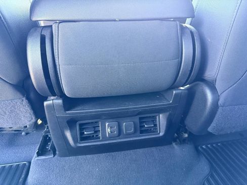 Used 2021 Chevrolet Silverado 1500 LT RWD image 31