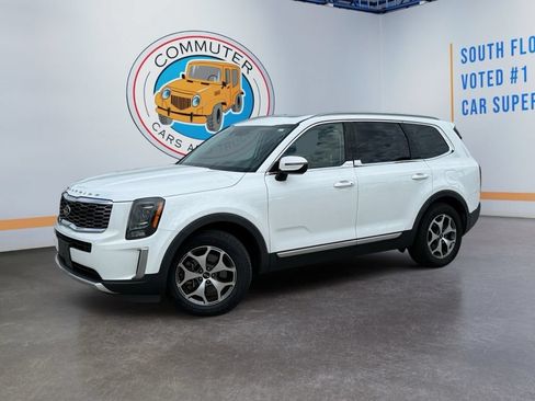 Used 2020 Kia Telluride EX w/ Towing Package AWD/4WD image 2