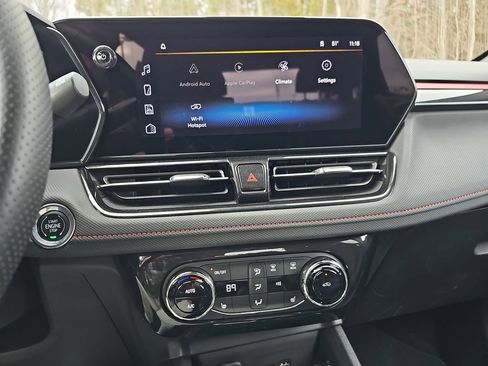 Used 2025 Chevrolet TrailBlazer RS w/ Convenience Package image 22