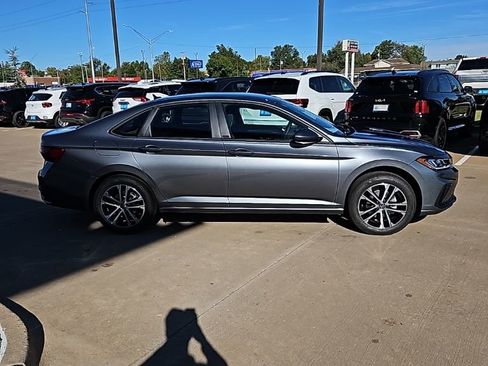 New 2026 Volkswagen Jetta Sport FWD image 4