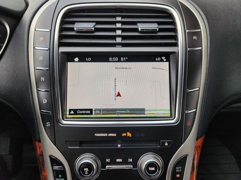 Used 2019 Lincoln Nautilus Reserve w/ Cargo Utility Package FWD image 18