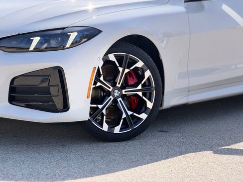 New 2026 BMW 430i xDrive Convertible AWD/4WD image 2