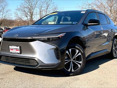 Used 2025 Toyota bZ4X AWD w/ Weather Package
