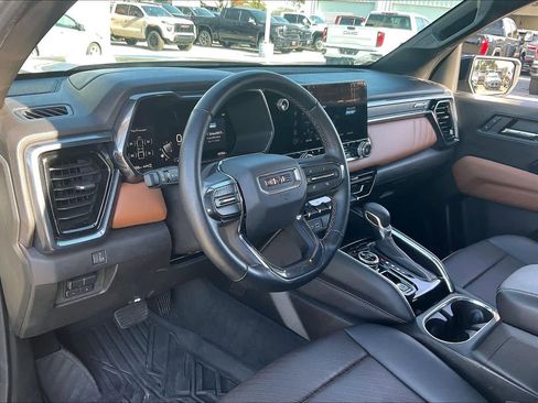 Certified 2024 GMC Canyon AT4 w/ AT4 Premium Package image 17