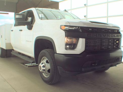 Used 2023 Chevrolet Silverado 3500 W/T w/ WT Fleet Convenience Package AWD/4WD image 4