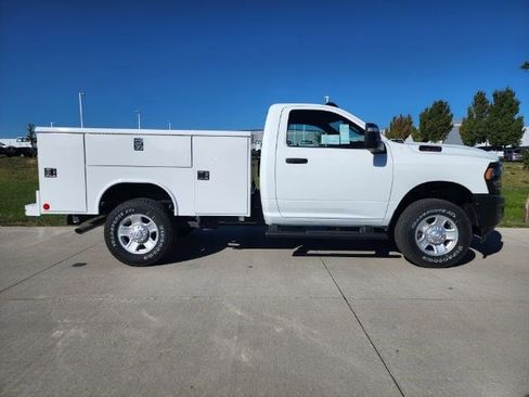 New 2024 RAM 2500 Tradesman w/ Special Service Vehicle Group AWD/4WD image 5