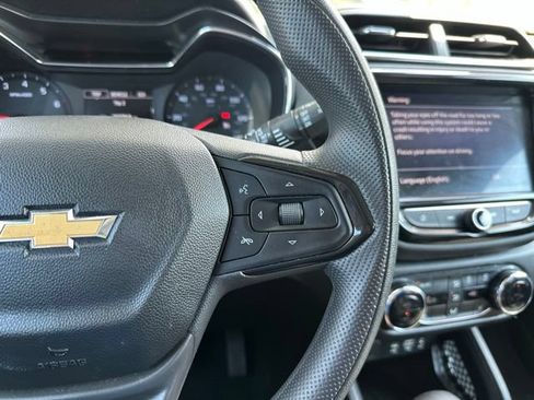 Used 2023 Chevrolet TrailBlazer LT w/ Convenience Package FWD image 22