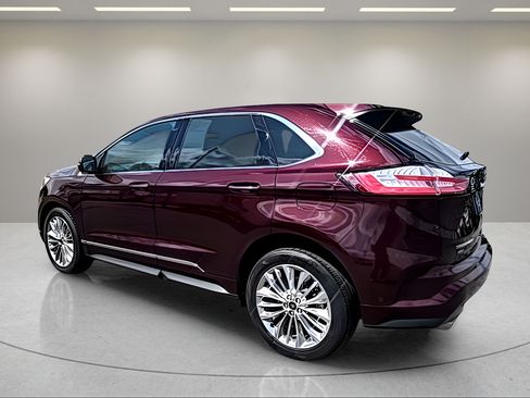 Certified 2024 Ford Edge Titanium w/ Titanium Elite Package AWD/4WD image 8