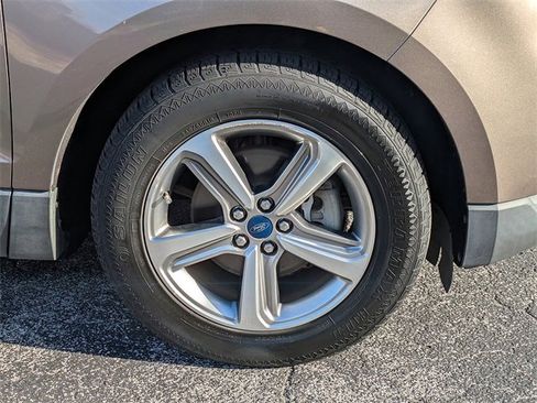 Used 2019 Ford Edge SEL w/ Equipment Group 201A image 11