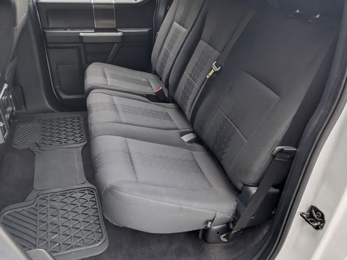 Used 2020 Ford F150 XLT w/ Equipment Group 302A Luxury AWD/4WD image 17