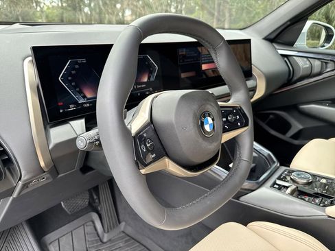 Certified 2025 BMW X3 xDrive30i w/ Premium Package image 18