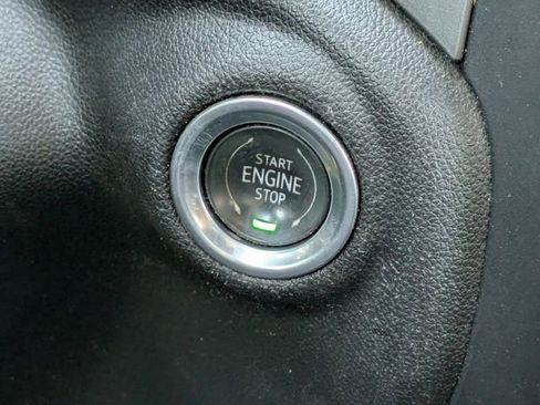 Used 2024 Chevrolet Silverado 2500 Custom w/ Custom Value Package image 29