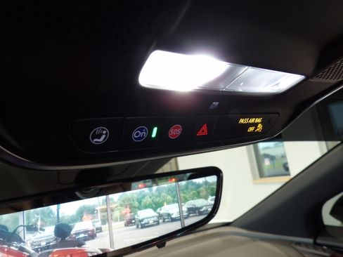 Used 2024 Chevrolet Blazer EV RS AWD/4WD image 16