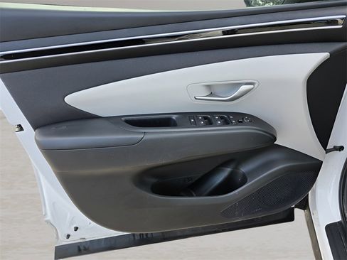 Certified 2024 Hyundai Tucson SEL w/ Convenience Package image 17