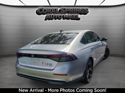 Used 2025 Honda Accord SE image 2