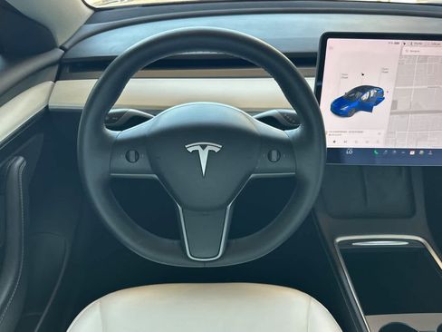 Used 2022 Tesla Model 3 Long Range AWD/4WD image 14