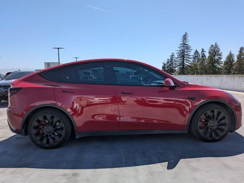 Used 2022 Tesla Model Y Performance AWD/4WD image 4