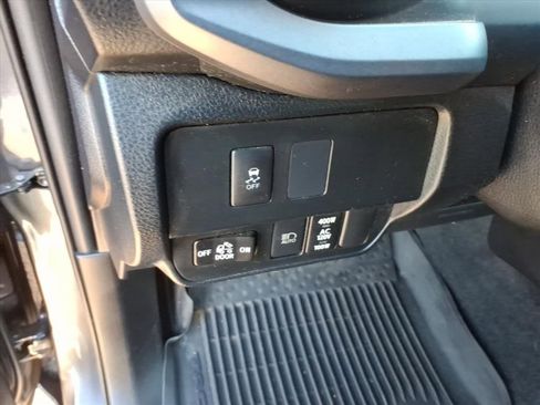 Used 2021 Toyota Tacoma TRD Sport image 26