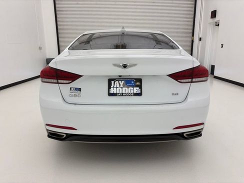 Used 2019 Genesis G80 3.8 RWD image 18