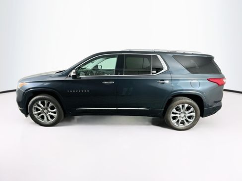 Used 2019 Chevrolet Traverse Premier w/ Driver Confidence II Package FWD image 4