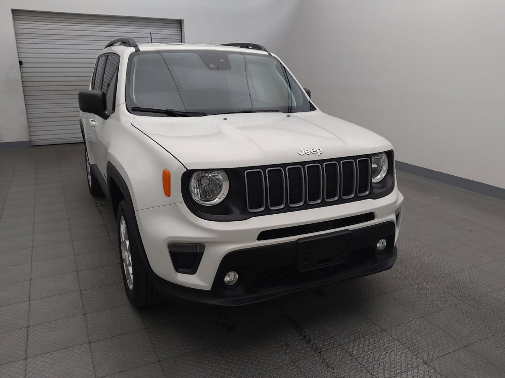 Used 2022 Jeep Renegade Latitude AWD/4WD image 14