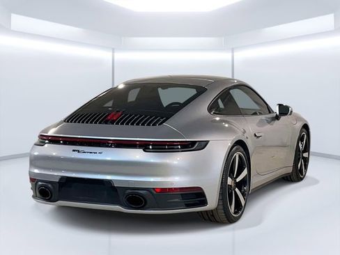 Used 2021 Porsche 911 Carrera 4 image 9