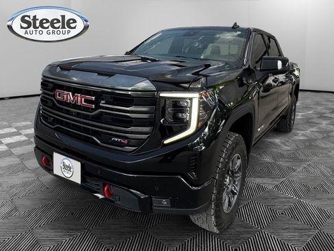 Certified 2024 GMC Sierra 1500 AT4 w/ Technology Package AWD/4WD image 1
