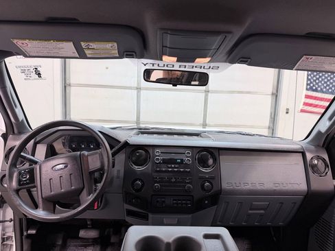 Used 2012 Ford F550 4x4 Crew Cab Super Duty w/ Payload Upgrade Pkg image 23