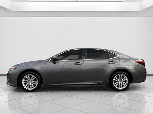 Used 2014 Lexus ES 350 w/ Premium Package FWD image 2