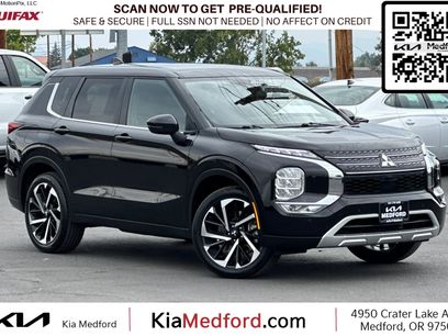 Used 2024 Mitsubishi Outlander SE