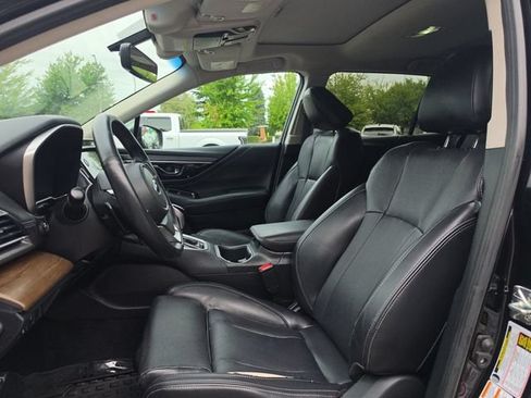 Used 2020 Subaru Outback Limited AWD/4WD image 9
