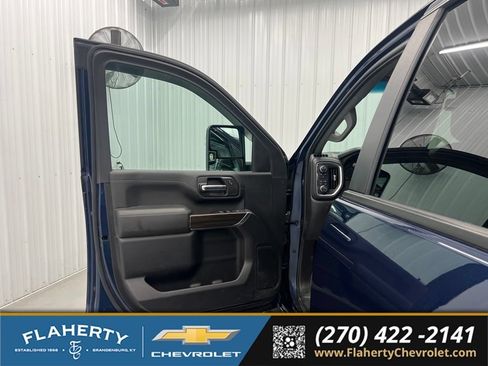 Used 2023 Chevrolet Silverado 2500 LT w/ Convenience Package AWD/4WD image 8