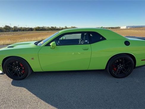 Used 2023 Dodge Challenger R/T Scat Pack w/ Plus Package image 5