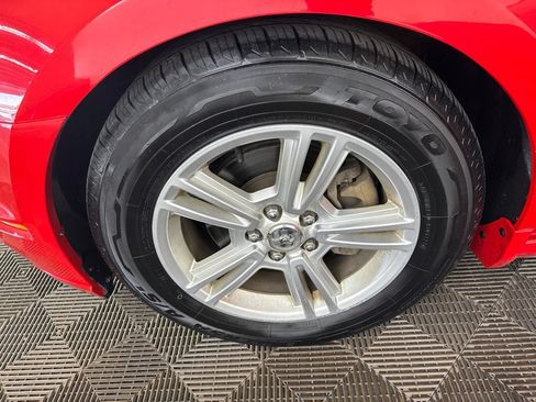Used 2013 Ford Mustang Coupe RWD image 32