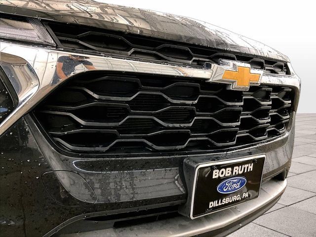 Used 2024 Chevrolet Trax LT w/ Driver Confidence Package FWD image 29