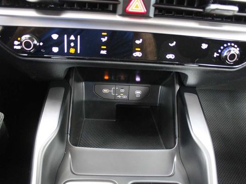 New 2026 Kia Sorento LX image 36