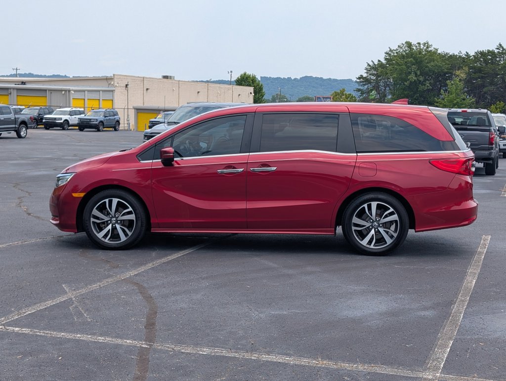 Used 2024 Honda Odyssey Touring image 5