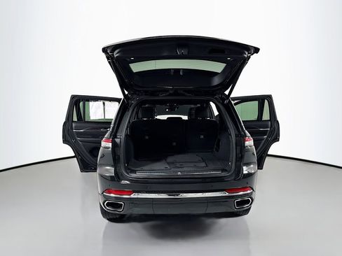 Used 2023 Jeep Grand Cherokee Overland w/ Advanced Protech Group III image 31