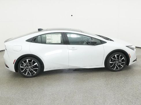 New 2026 Toyota Prius XSE Premium image 11